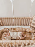 Load image into Gallery viewer, Gingham Jumbo Baby Nest
